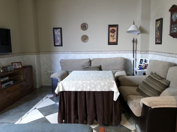 Image No.6-4 Bed Property for sale