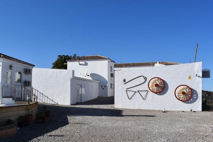 Image No.17-10 Bed Country House for sale