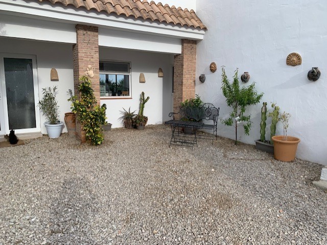 Image No.32-10 Bed Country House for sale