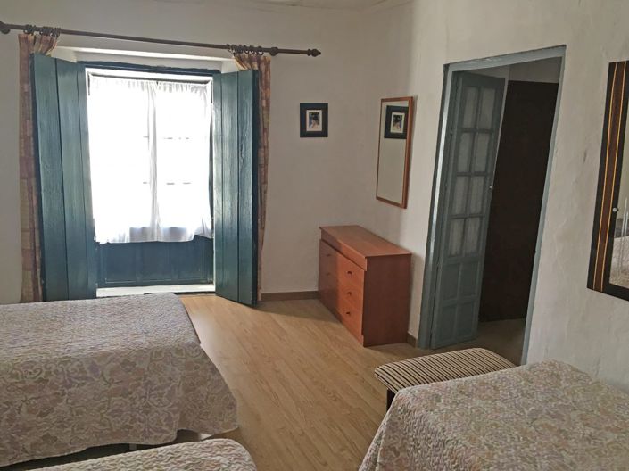 Image No.12-6 Bed Country House for sale