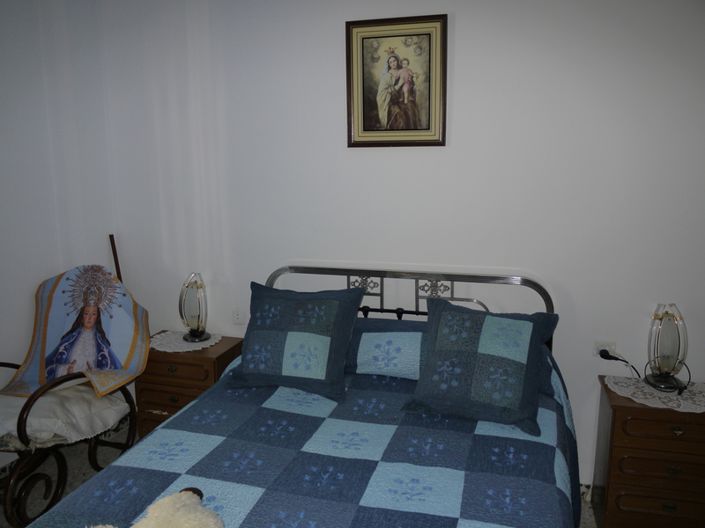 Image No.8-3 Bed Property for sale