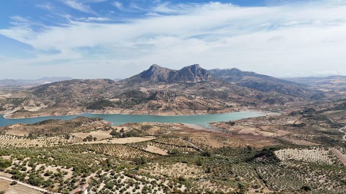 Image No.9-3 Bed Property for sale