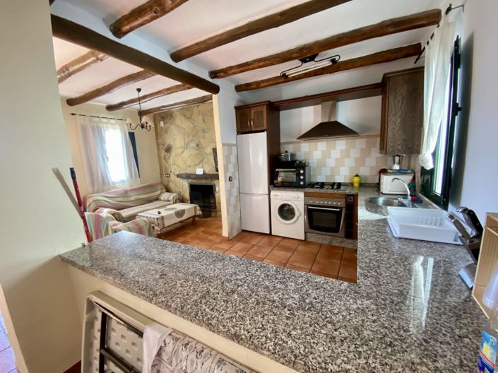 Image No.17-3 Bed Property for sale