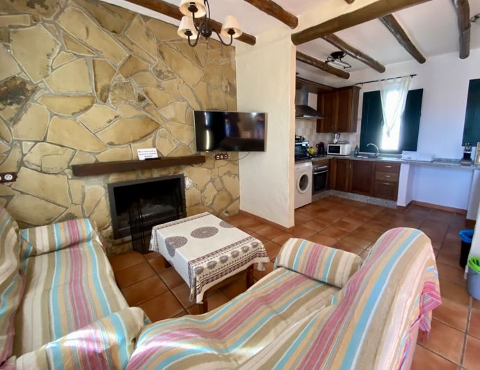 Image No.16-3 Bed Property for sale