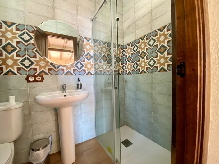 Image No.15-3 Bed Property for sale