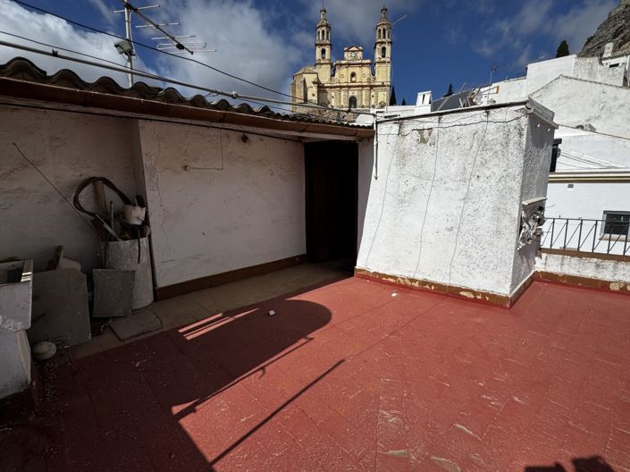 Image No.17-2 Bed Townhouse for sale