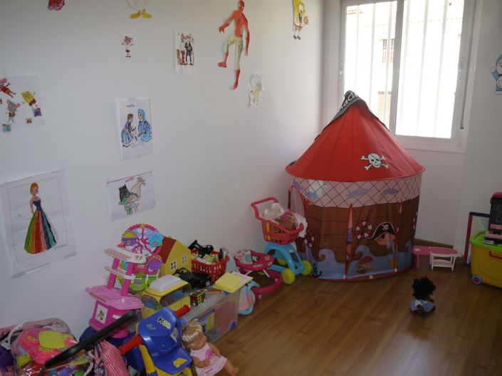 Image No.10-3 Bed Apartment for sale