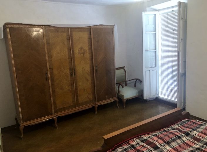 Image No.15-4 Bed Property for sale