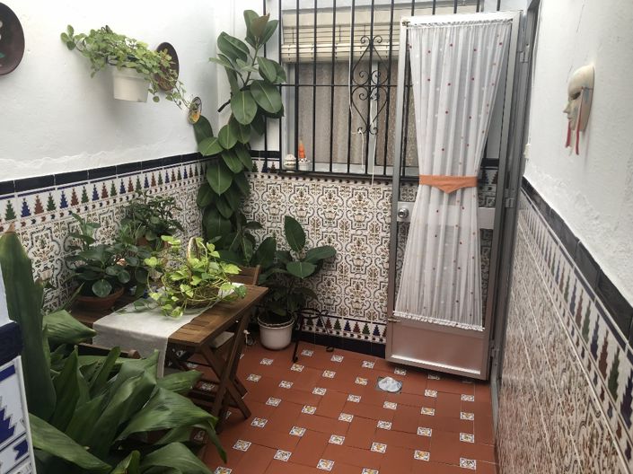 Image No.5-4 Bed Townhouse for sale