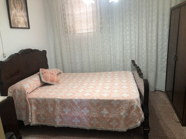 Image No.11-4 Bed Property for sale