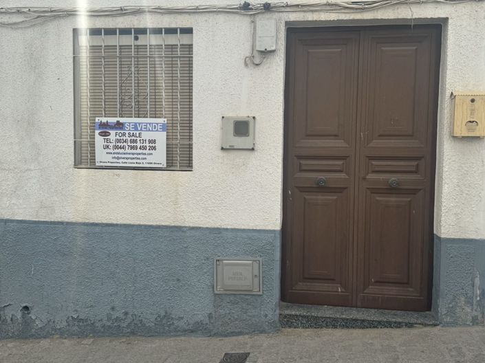 Image No.2-3 Bed Townhouse for sale