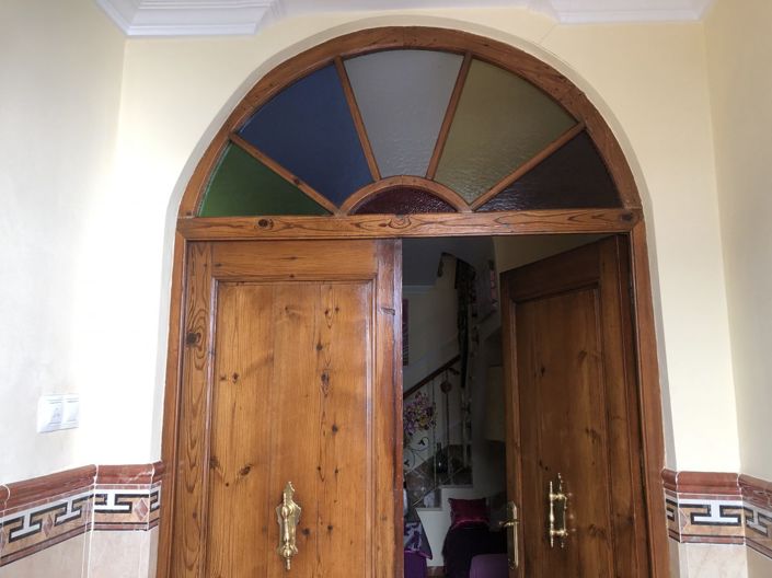 Image No.18-7 Bed House for sale