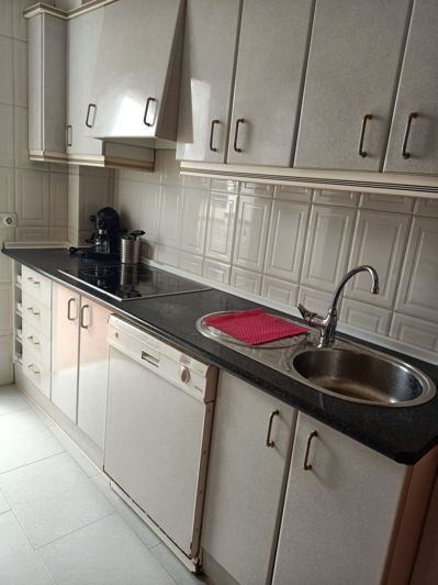 Image No.15-3 Bed Apartment for sale