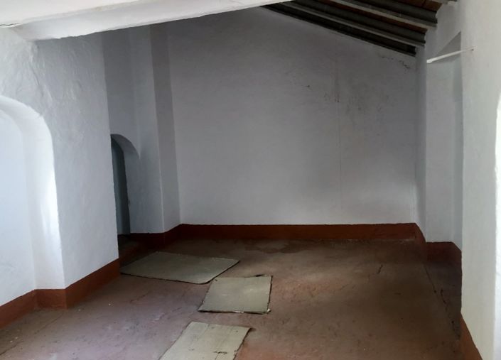 Image No.17-3 Bed Property for sale