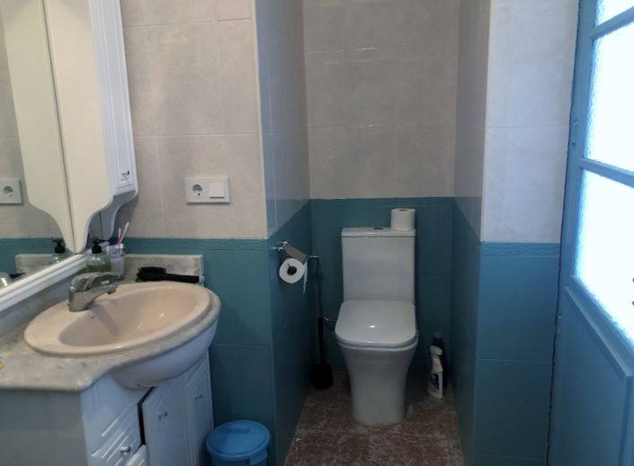 Image No.35-3 Bed Property for sale