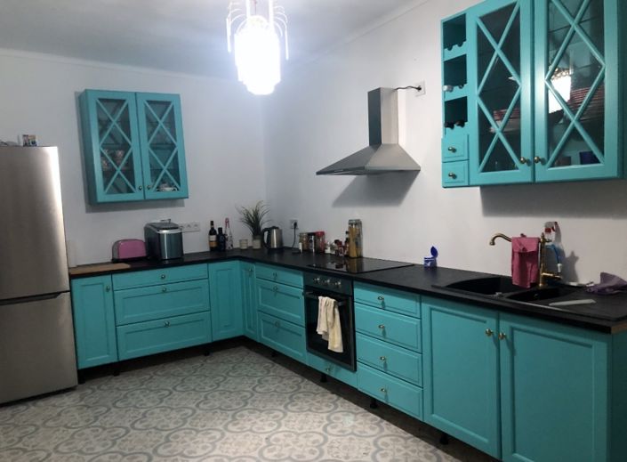 Image No.38-3 Bed Property for sale