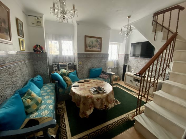 Image No.3-3 Bed Property for sale