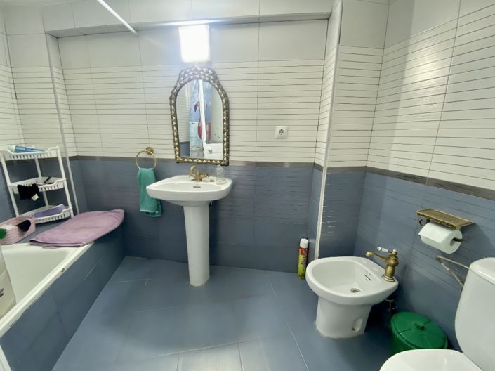 Image No.19-3 Bed Property for sale