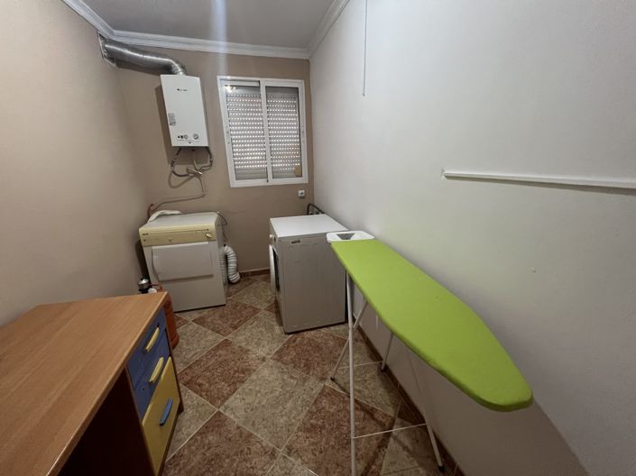 Image No.11-3 Bed Townhouse for sale