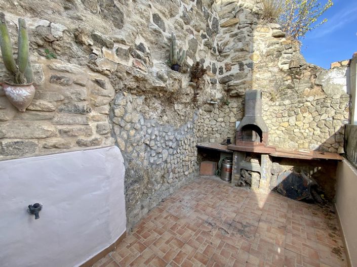 Image No.14-3 Bed Property for sale