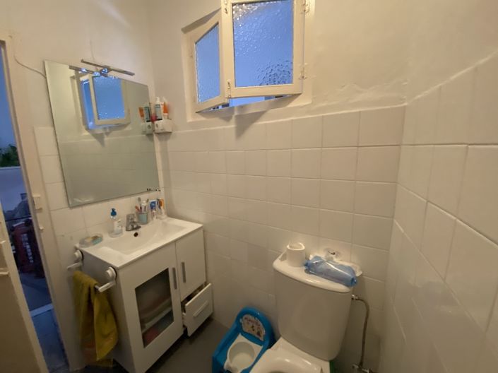 Image No.11-4 Bed Property for sale