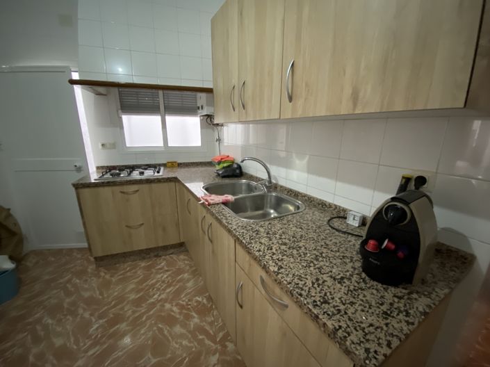 Image No.16-4 Bed Property for sale