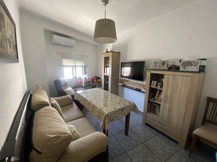 Image No.3-4 Bed Property for sale