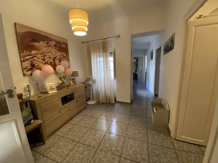 Image No.8-4 Bed Property for sale