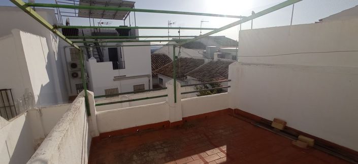 Image No.22-3 Bed House for sale