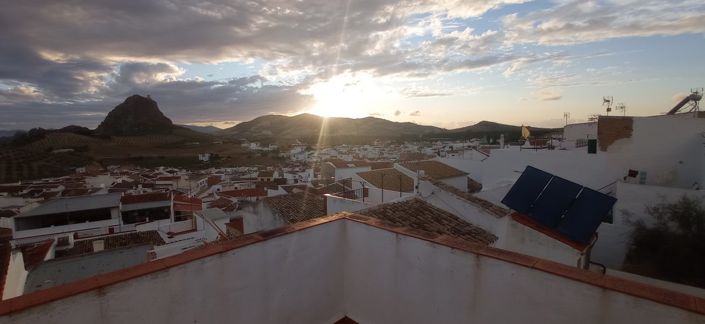 Image No.3-4 Bed Townhouse for sale