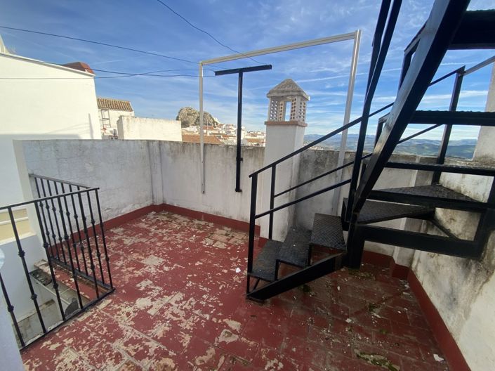 Image No.17-3 Bed Townhouse for sale