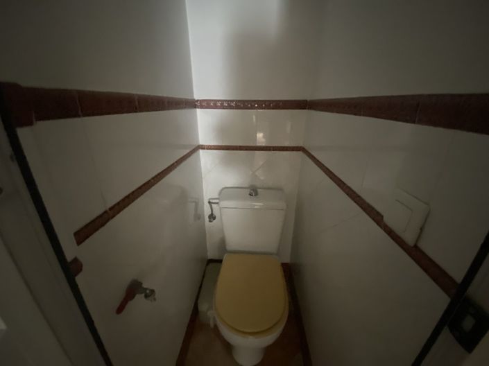 Image No.22-3 Bed Property for sale