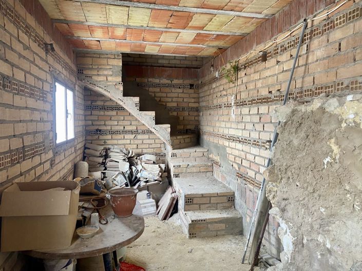 Image No.48-7 Bed Property for sale