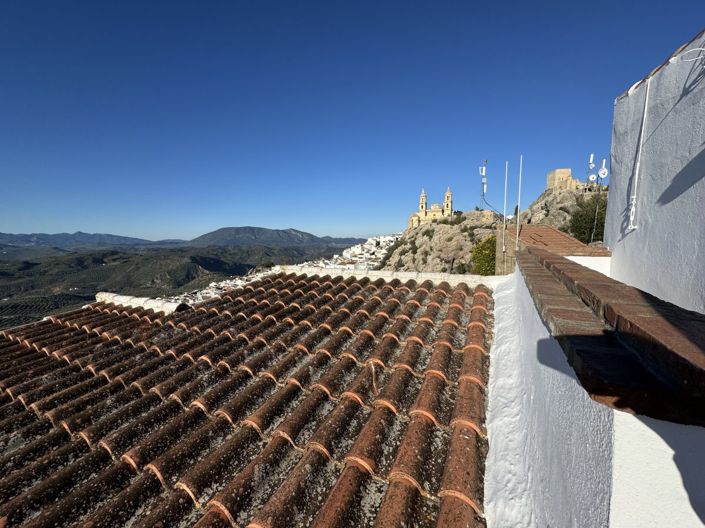 Image No.25-3 Bed Townhouse for sale