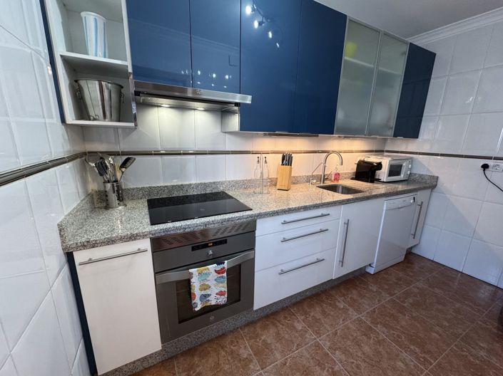 Image No.10-3 Bed Townhouse for sale