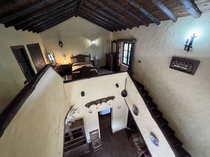 Image No.26-4 Bed Property for sale