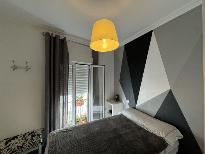 Image No.18-3 Bed Property for sale