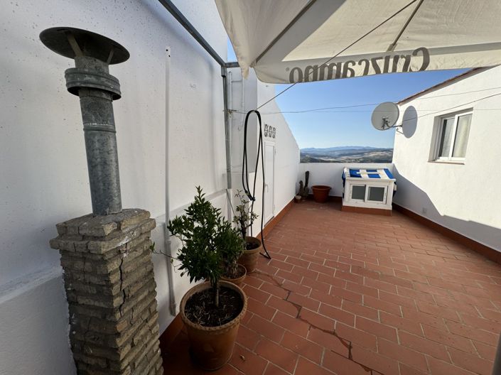 Image No.25-3 Bed Property for sale