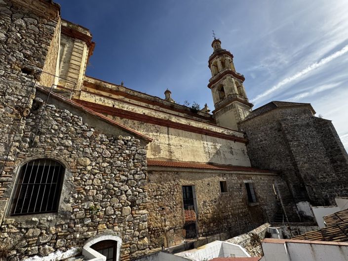 Image No.14-2 Bed Property for sale