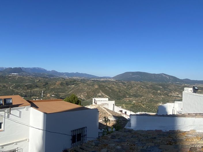 Image No.22-2 Bed Property for sale