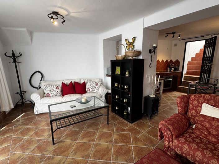 Image No.7-2 Bed Property for sale