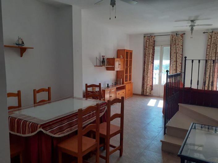 Image No.27-3 Bed Commercial for sale