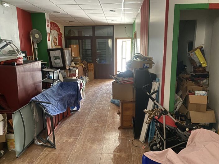 Image No.30-3 Bed Commercial for sale