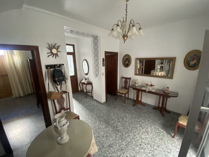 Image No.6-4 Bed Townhouse for sale