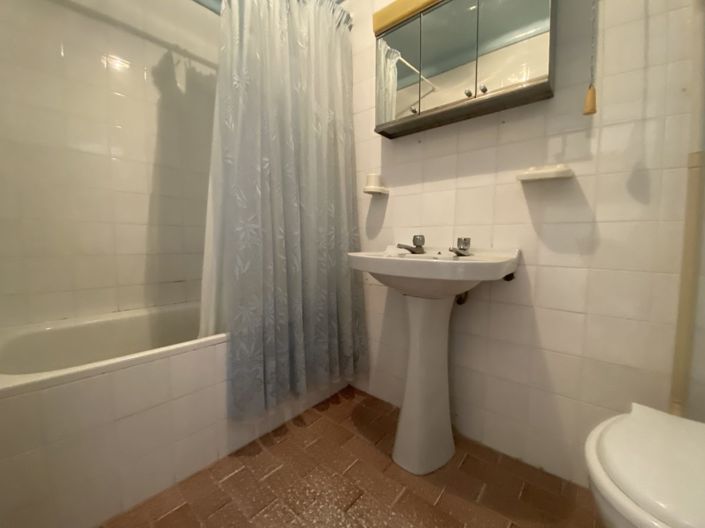 Image No.14-3 Bed Townhouse for sale