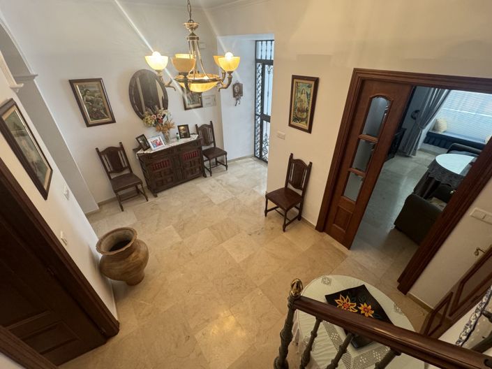 Image No.29-5 Bed Townhouse for sale