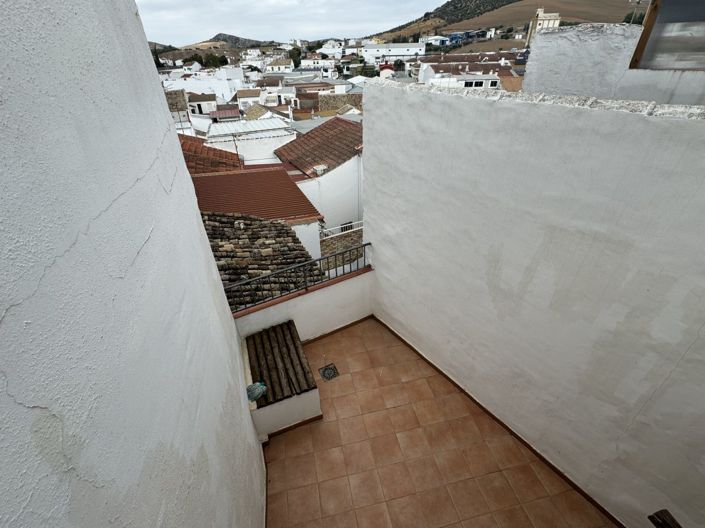 Image No.5-3 Bed Townhouse for sale