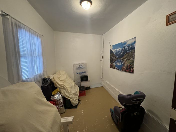 Image No.13-3 Bed Townhouse for sale