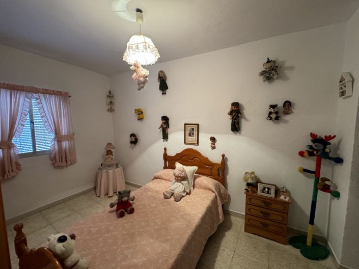 Image No.7-3 Bed Townhouse for sale