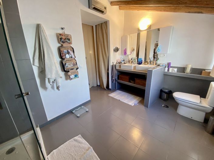 Image No.21-3 Bed Property for sale